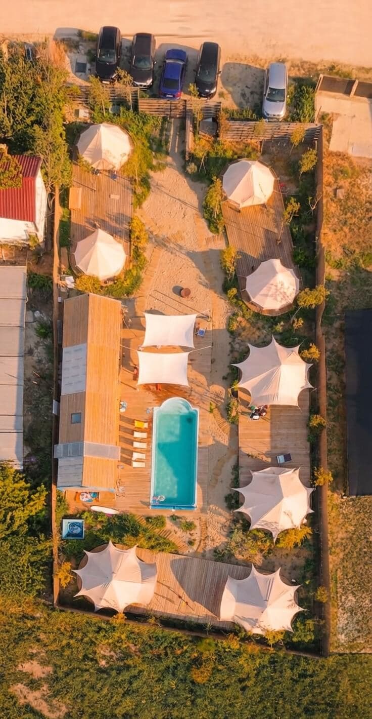 Amurg glamping & pool