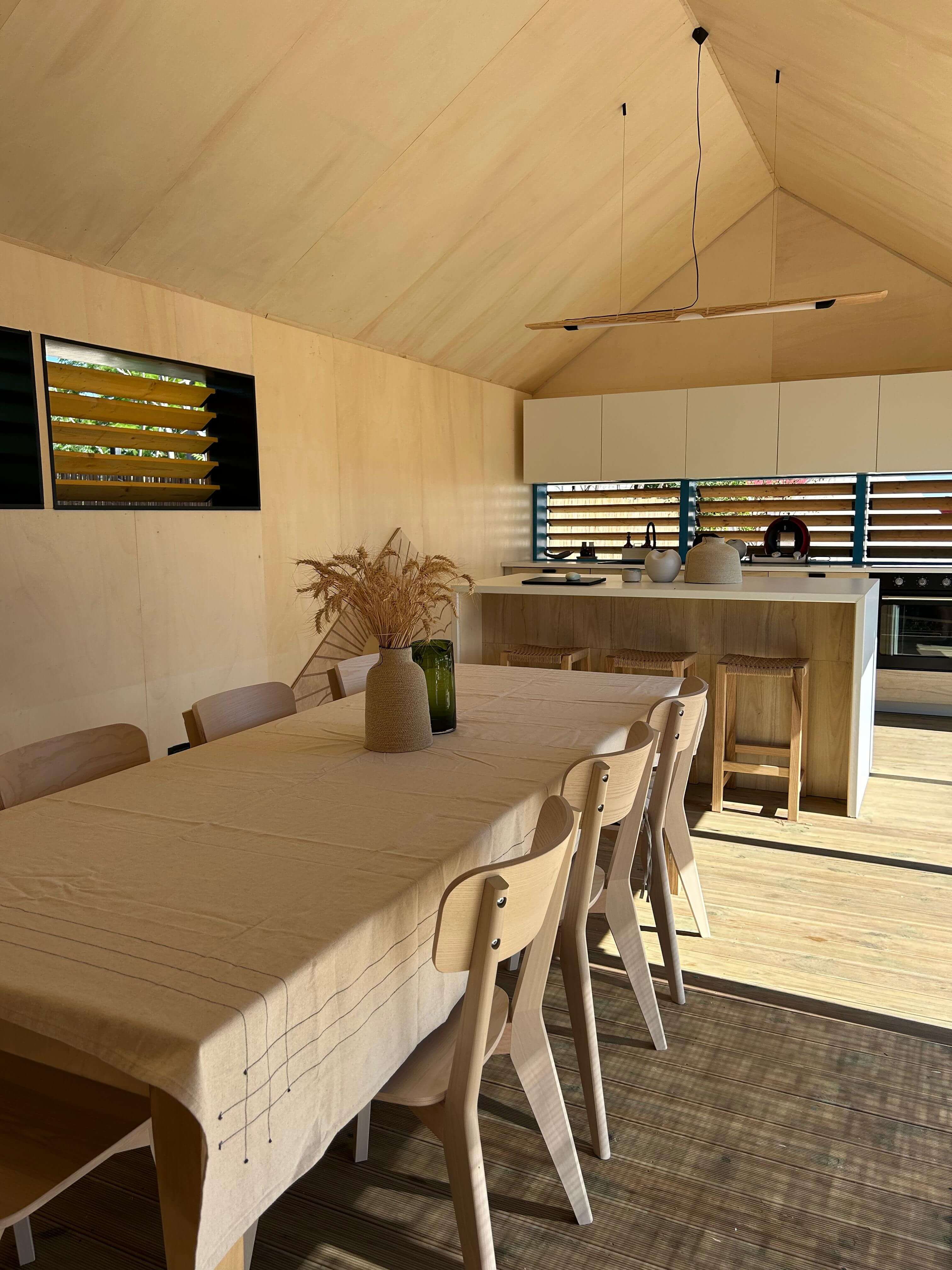 Amurg glamping & pool